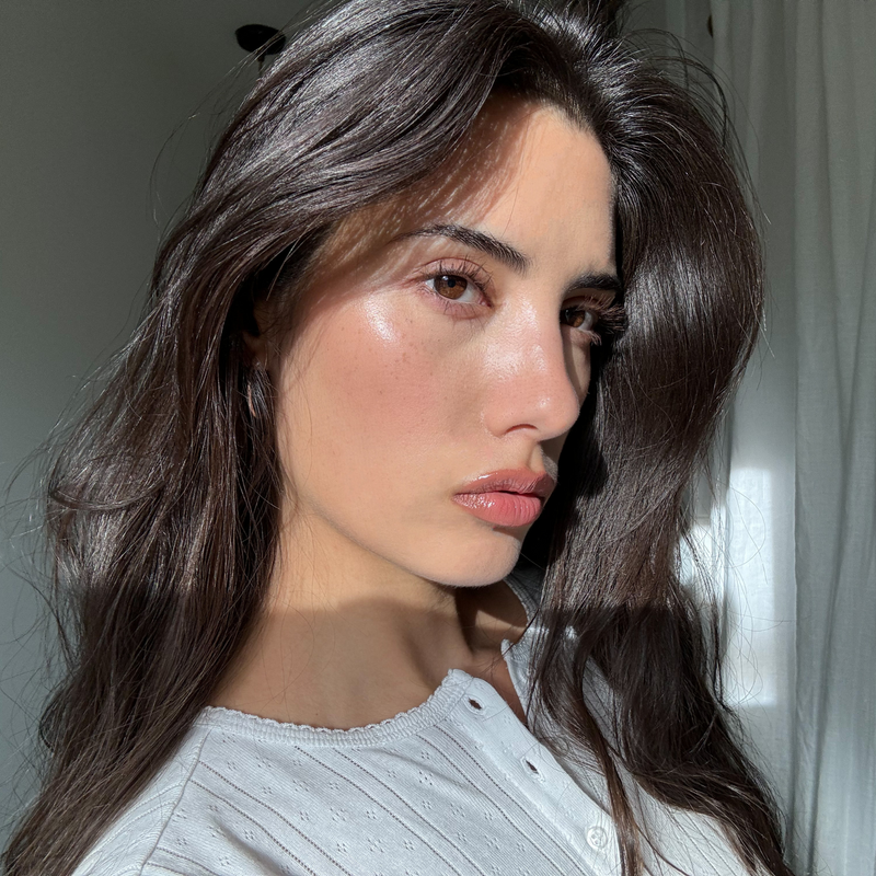 The Pillowy Lip Trio Behind Daniela Garza’s Look