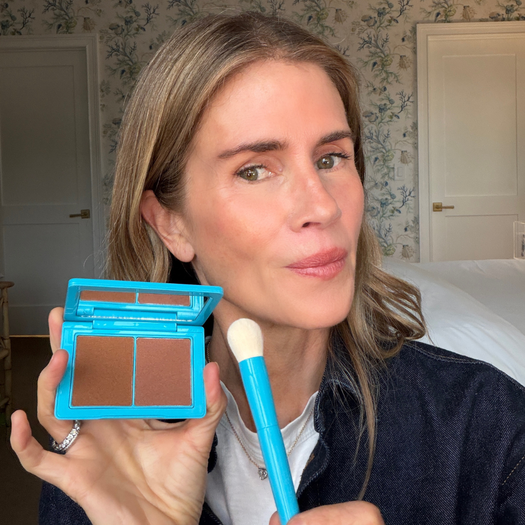 The Blue Compact That’s Your Best Bronzing Secret