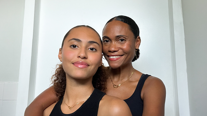 The Secrets to This Mom/Daughter's Knockout Look