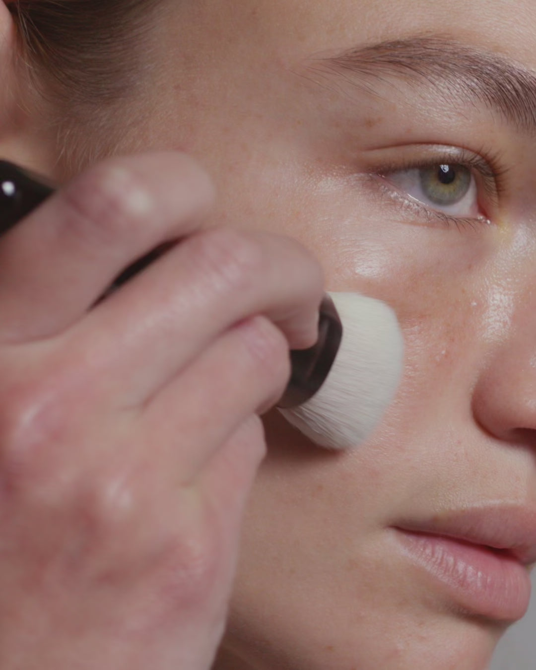 Suprême Bio-Complex Medium Coverage Blurring Foundation With